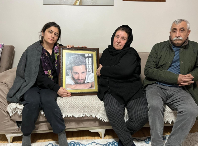 Mersin'de biyopsi sonrası vefat eden eczacı kalfasının ailesinden ihmal iddiası 2