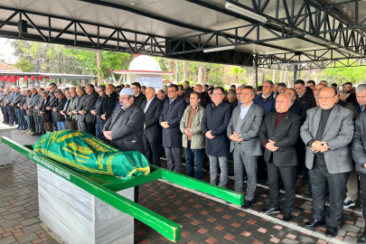 Tarsus İdman Yurdu'nun efsane kaptanı Hakan Turgut son yolculuğuna uğurlandı