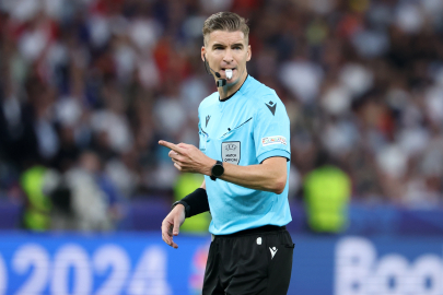 Türkiye-Romanya maçının hakemi açıklandı