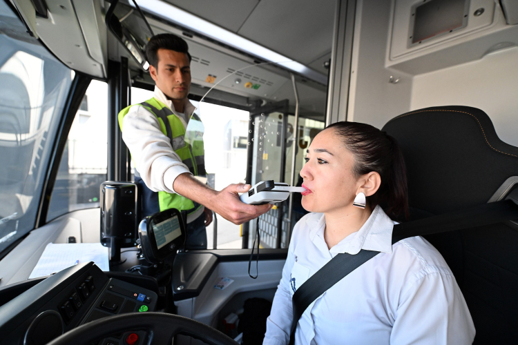 Mersin'de toplu taşıma araçlarında hijyen ve güvenlik denetimleri sıkılaştırıldı 2