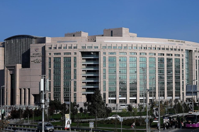 İstanbul'daki FETÖ operasyonunda yakalanan 17 şüpheli tutuklandı