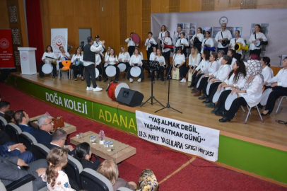 Adana’da Yaşlılara Saygı Haftası etkinliği renkli görüntülere sahne oldu