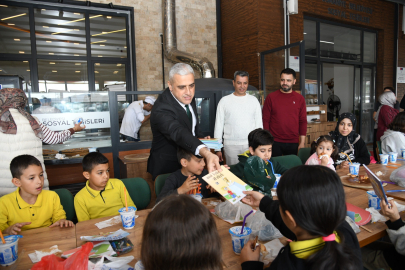 Osmaniye'de ilkokul öğrencilerinden geri dönüşüm seferberliği: 5 bin atık pil toplandı