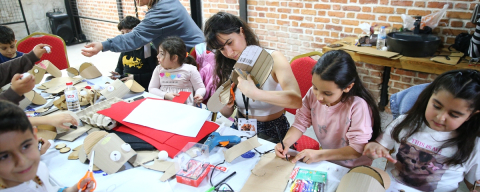 Adana Tiyatro Festivali'nde çocuklara özel kukla yapım atölyesi