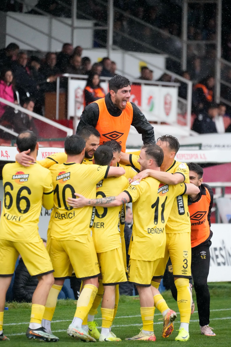 Adana 01 FK zirve yarışında iddiasını güçlendirdi 2