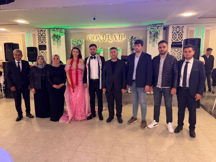 Adana'da Başdan ve Türkmen ailelerinin mutlu günü 2