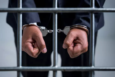 Hatay'da aranan firarilere şafak operasyonu: 3 kişi tutuklandı