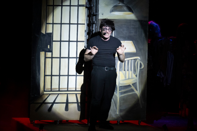 Mersin’de tiyatro şöleni “Eyvah Nadir” ile final yaptı