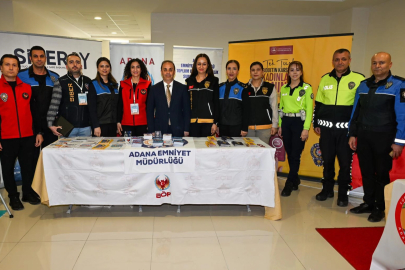 Adana İl Emniyet Müdürlüğü, Doğu Akdeniz Bölgesel Kariyer Fuarı’nda farkındalık oluşturdu