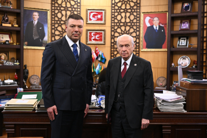 MHP'de İzzet Ulvi Yönter'in yerine gelen isim Özgür Bayraktar oldu