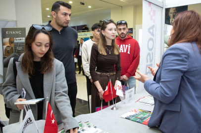 AOSB, DABKAF’26’da gençlerle buluştu