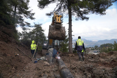 Ayvagediği’nde hayat normale döndü: Su hattı onarıldı