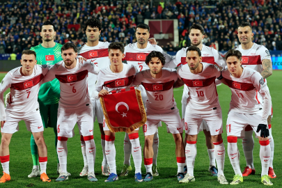 Montella tarihe geçti: Türkiye Kosova'yı devirip Dünya Kupası biletini kaptı