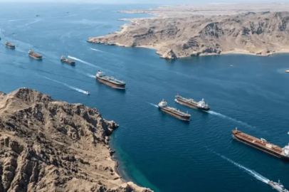 Trump’tan Avrupa’ya Ukrayna üzerinden “Hürmüz Boğazı” baskısı: silah tedarikini kesmekle tehdit etti