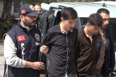 Bardağı taşıran son damla motosiklet oldu: Babalarını canice öldüren iki kardeş adliyeye sevk edildi