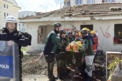 Burdur’da 5,7 büyüklüğünde deprem tatbikatı yapıldı