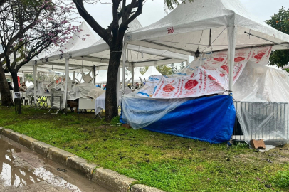 Portakal Çiçeği Karnavalı'na yağmur engeli