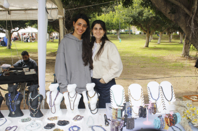 Uluslararası Portakal Çiçeği Karnavalı’nda Doğal Taş ve Tütsüler ziyaretçilerin gözdesi oldu