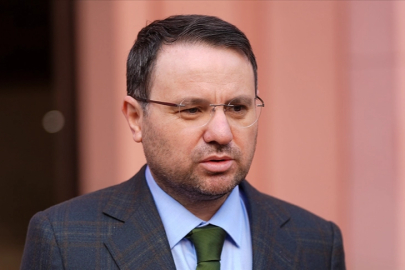 Adalet Bakanı Akın Gürlek sosyal medyada yeni dönemi duyurdu! 3 ay içinde gerçek kimlik zorunlu olacak