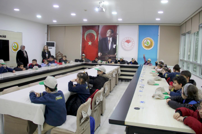 Fidan gibi çocuklar, yeşil bir geleceğe kök salıyor