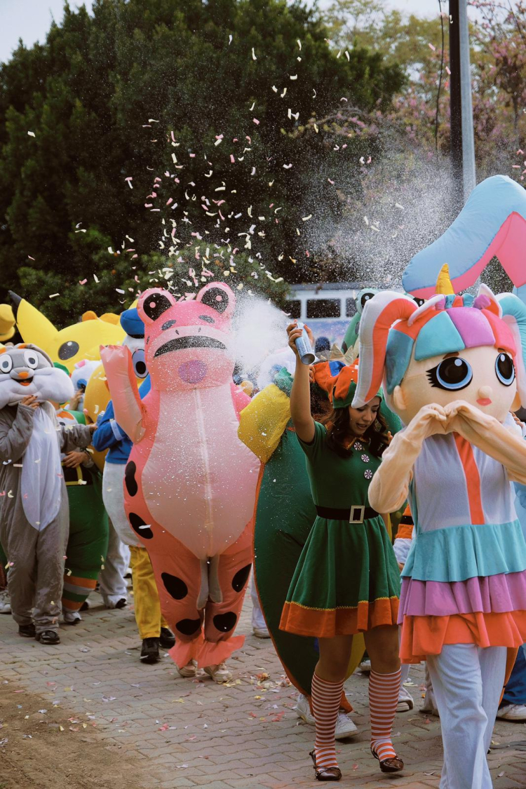 Adana Portakal Çiçeği Karnavalı uzatıldı mı  Müjde geldi İşte 2026 stant etkinlikleri için alınan yeni karar! 2