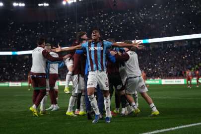 Trendyol Süper Lig: Trabzonspor: 2 - Galatasaray: 1 (Maç sonucu)