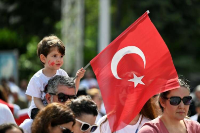 23 Nisan ne zaman, hangi güne denk geliyor? || 2026 23 Nisan okullar tatil mi, 24 Nisan Cuma okul var mı?