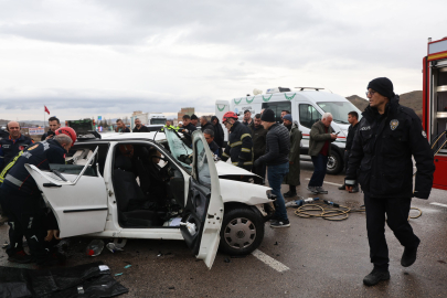 Acının böylesi: Kazada eşi ve 2 çocuğunu kaybeden anne de yaşama tutunamadı