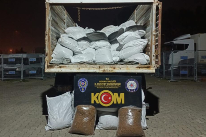 Adana’da tırda 4 ton kaçak tütün ele geçirildi: Sürücü gözaltında