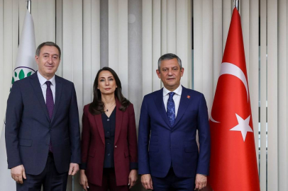 Özgür Özel DEM Parti’yi ziyaret etti