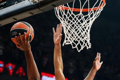 EuroLeague play-off yarışı kızıştı: Olympiakos ve Valencia çeyrek final vizesini aldı
