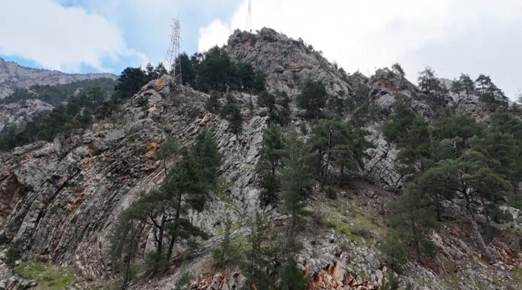 Feke ve Saimbeyli belediye başkanları, yeni yapılacak tünel projesini yerinde anlattı 3