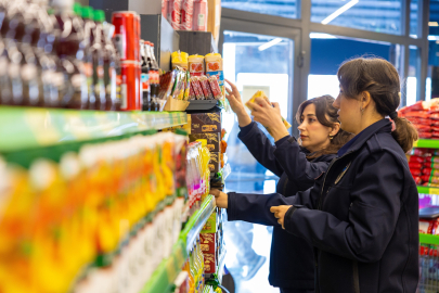 Mersin Mezitli'de son kullanma tarihi geçmiş gıdalara zabıta müdahalesi