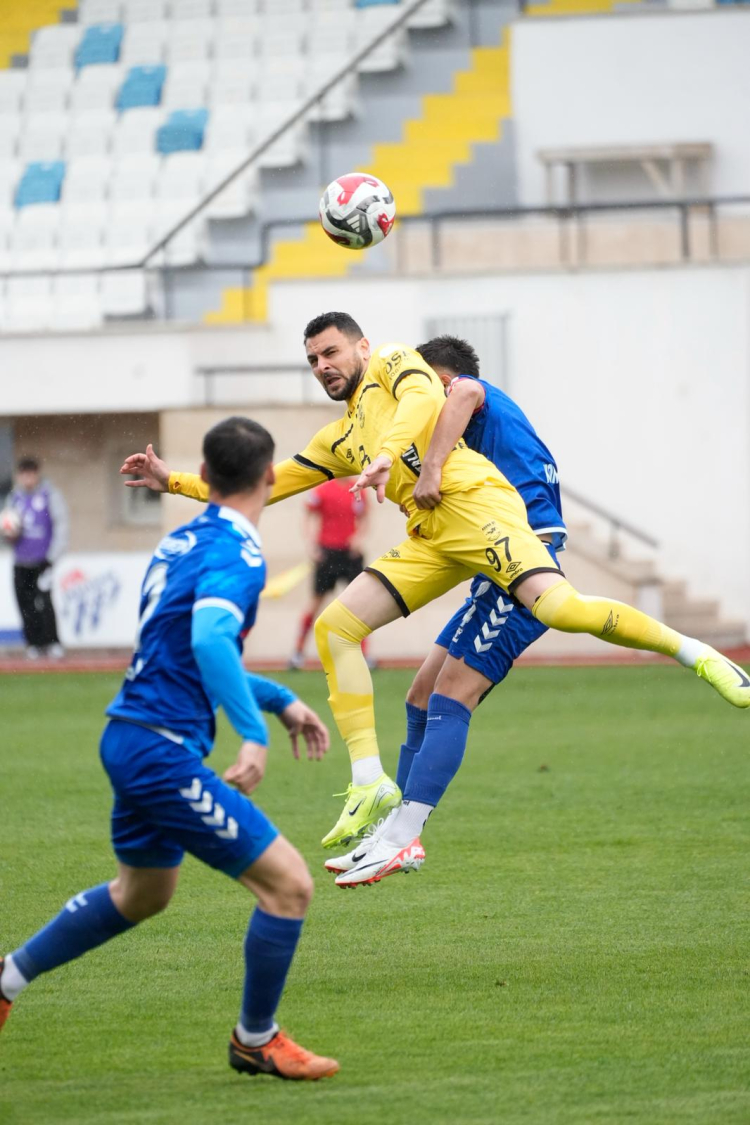 Adana 01 Futbol Kulübü Erbaaspor galibiyetiyle zirve takibini sürdürdü 2
