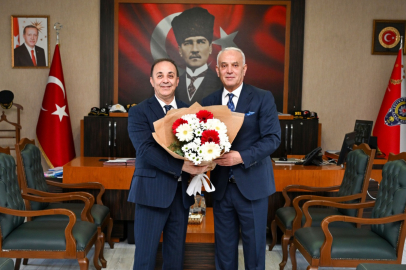 Başkan Kanlı: Polisimiz Türk milletinin onurunu temsil etmektedir