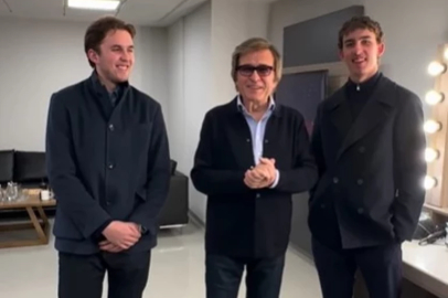 Erol Evgin Zorlu PSM konseri öncesi torunlarıyla bir araya geldi