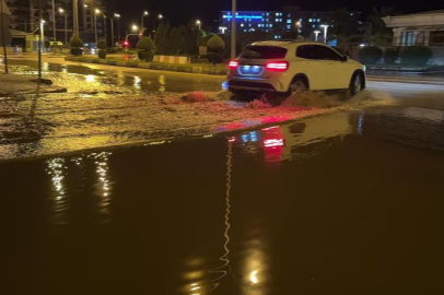 Osmaniye’de gece şiddetli yağmur etkili oldu
