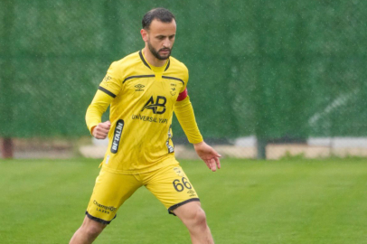 Adana 01 FK Kaptanı Kurt: Taraftar desteğiyle kazanmak istiyoruz