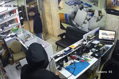 Hatay’da “kamera var” uyarısını umursamadı, 15 bin TL’lik telefonu çaldı