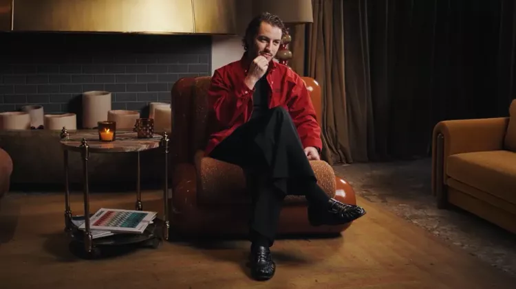 Boran Kuzum'un yer aldığı Netflix'in yeni suç komedisi Big Mistakes eleştirmenlerden tam not aldı 2