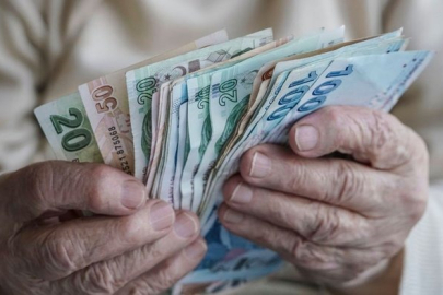 Emekli maaş promosyonu nisan 2026 rakamları netleşti! Hangi banka ne kadar ödeme yapıyor?