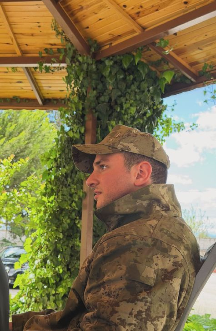 Sibel Can'ın oğlu Emir Aksüt asker oldu 2