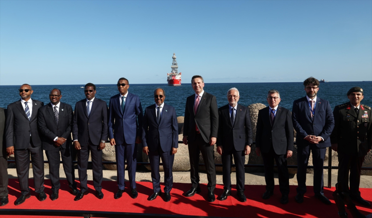 Türkiye, Çağrı Bey gemisiyle Somali'de derin deniz sondaj operasyonunu başlattı 3