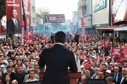 Ceyhan’da binlerce vatandaş, Kadir Aydar için adalet için tek yürek oldu