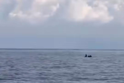 Yumurtalık'ta denizde mahsur kalan 3 kişi balıkçılar tarafından kurtarıldı