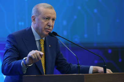 Cumhurbaşkanı Erdoğan'dan bağımlılık uyarısı: "Ailevi değerlerin muhafazasını bir milli güvenlik ve beka meselesi olarak görüyoruz"