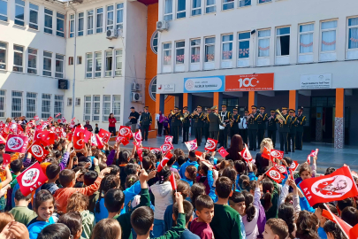 6’ncı Kolordu Bölge Bando Komutanlığı'ndan İncirlik İlkokulu öğrencilerine coşkulu konser