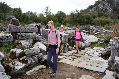 Adada Antik Kenti'nde 17 asırlık kesintisiz yaşamın izleri gün yüzüne çıkarılıyor