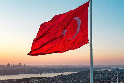 Küresel yatırımcı rotayı değiştirdi: Türkiye sahneye çıkıyor