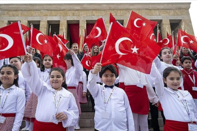 23 NİSAN ŞİİRLERİ KISA VE UZUN 2026 | 1-2-3-4-5. SINIF EN GÜZEL, DUYGULU VE ANLAMLI 23 NİSAN ŞİİRLERİ NELER?